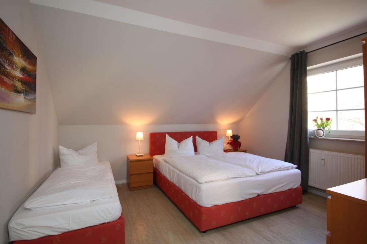 Apartment Ferienhaus Am Yachthafen, Duenenzauber Rostock